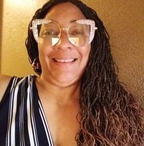 Meet your Posher, Sunshine